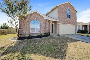 4300 Bent Oaks Dr Arlington, TX 76001